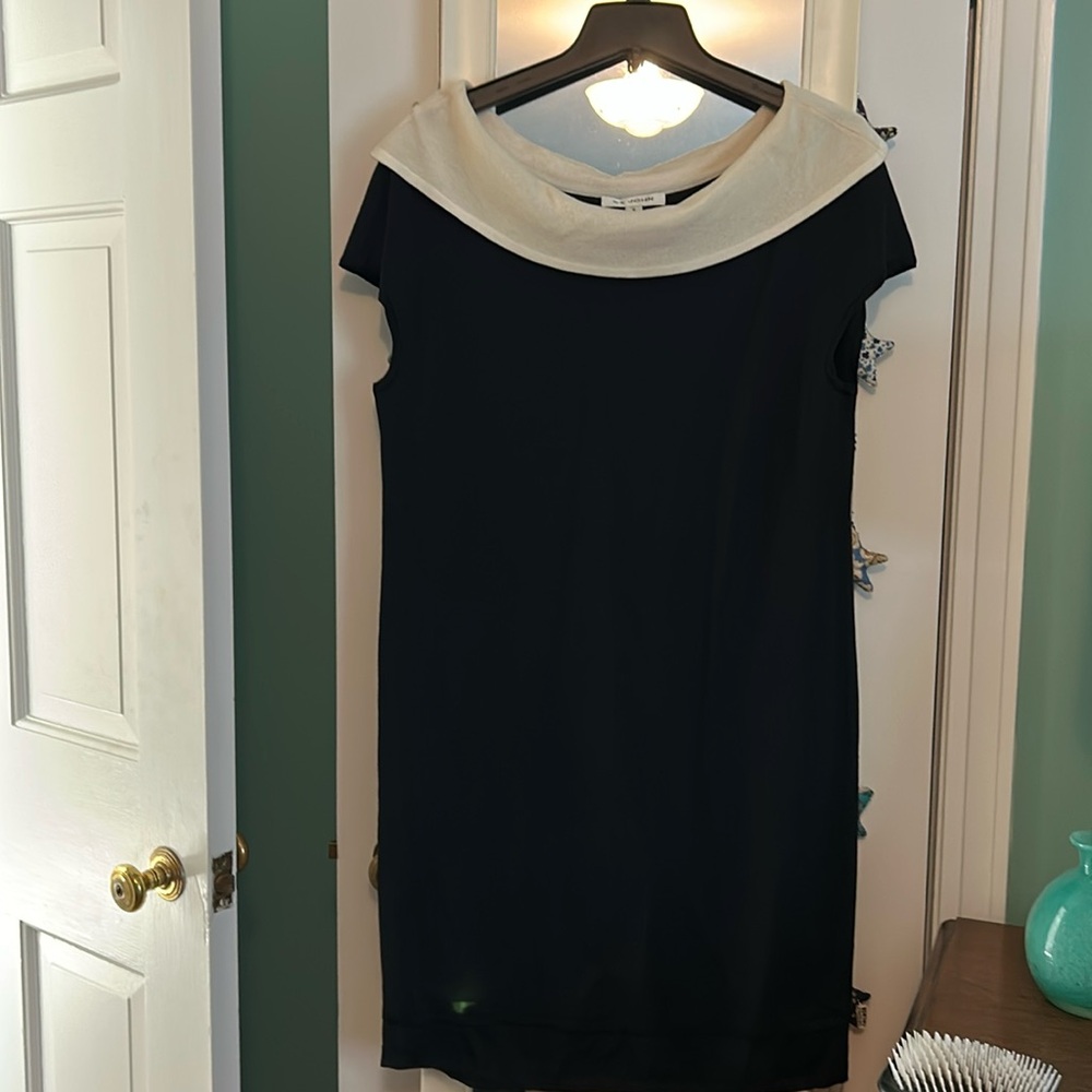 ST. John Elegant Black and Cream Dress 8